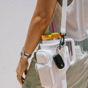 Porta Botella Termica con correa y bolsillo