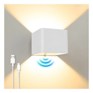 Led De Pared Calido Bidireccional Con Sensor